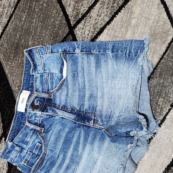 BKE BILLIE EMBROIDERED HIGH-WAISTED RAW-EDGE DENIM JEAN SHORTS 26 - Picture 7 of 13